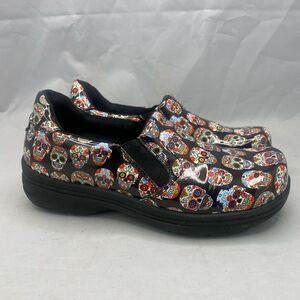 Easy Works Easy Street Women's 6 Bind Work Clogs Nurse ‘Day Of The Dead Skulls’
